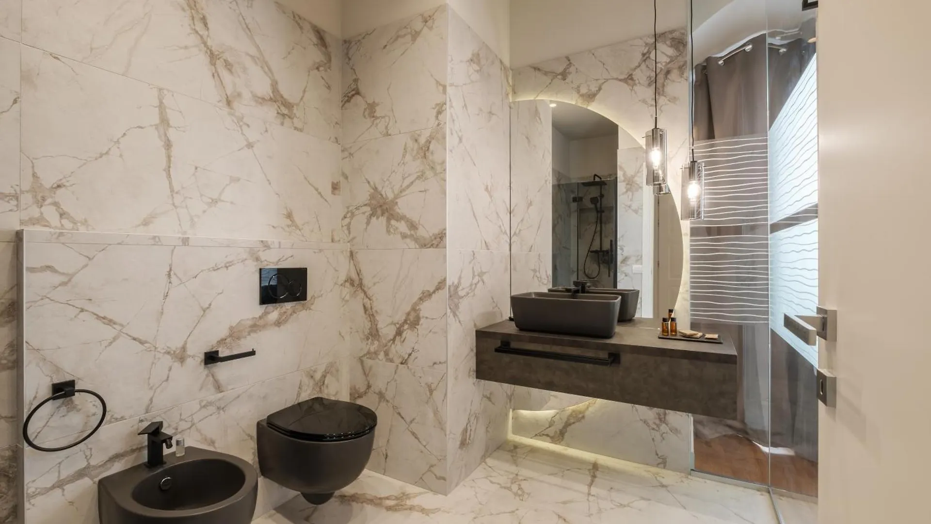 Luxury Suites In The Heart Of Cagliari Gasthuis