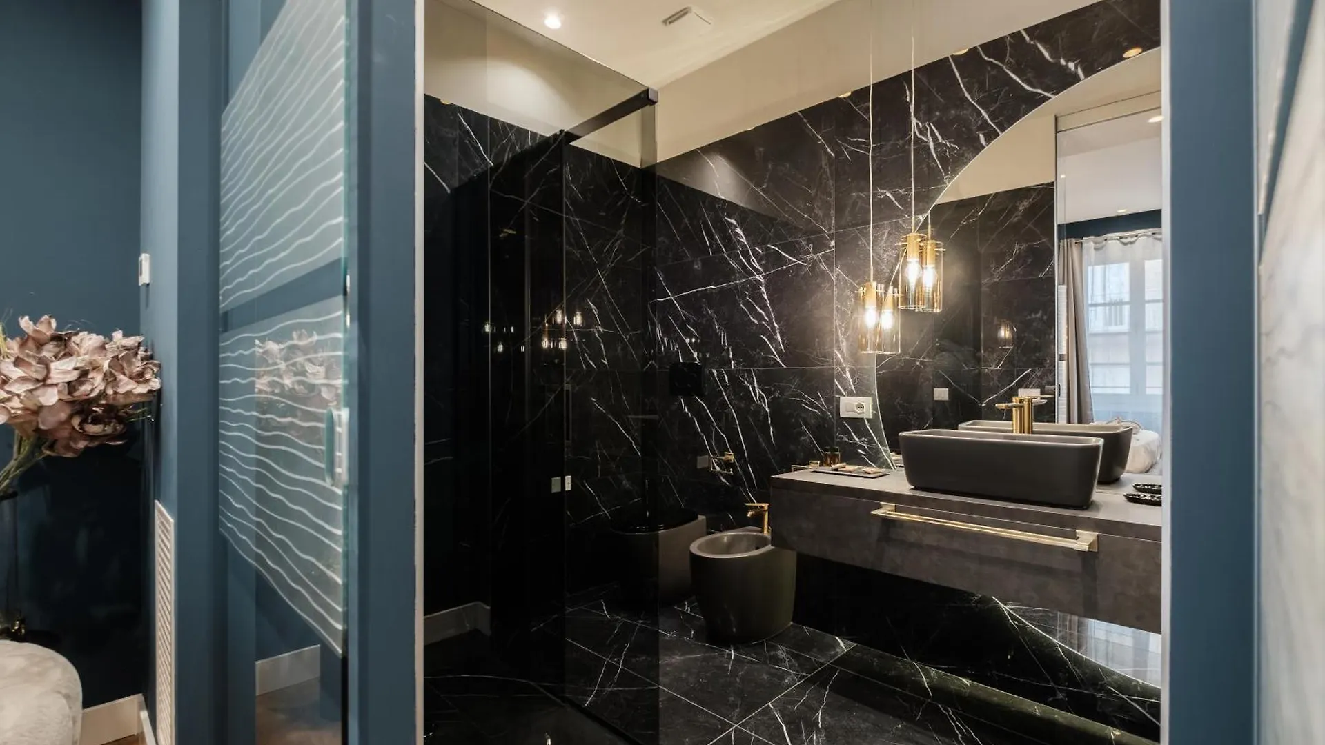 Gasthuis Luxury Suites In The Heart Of Cagliari