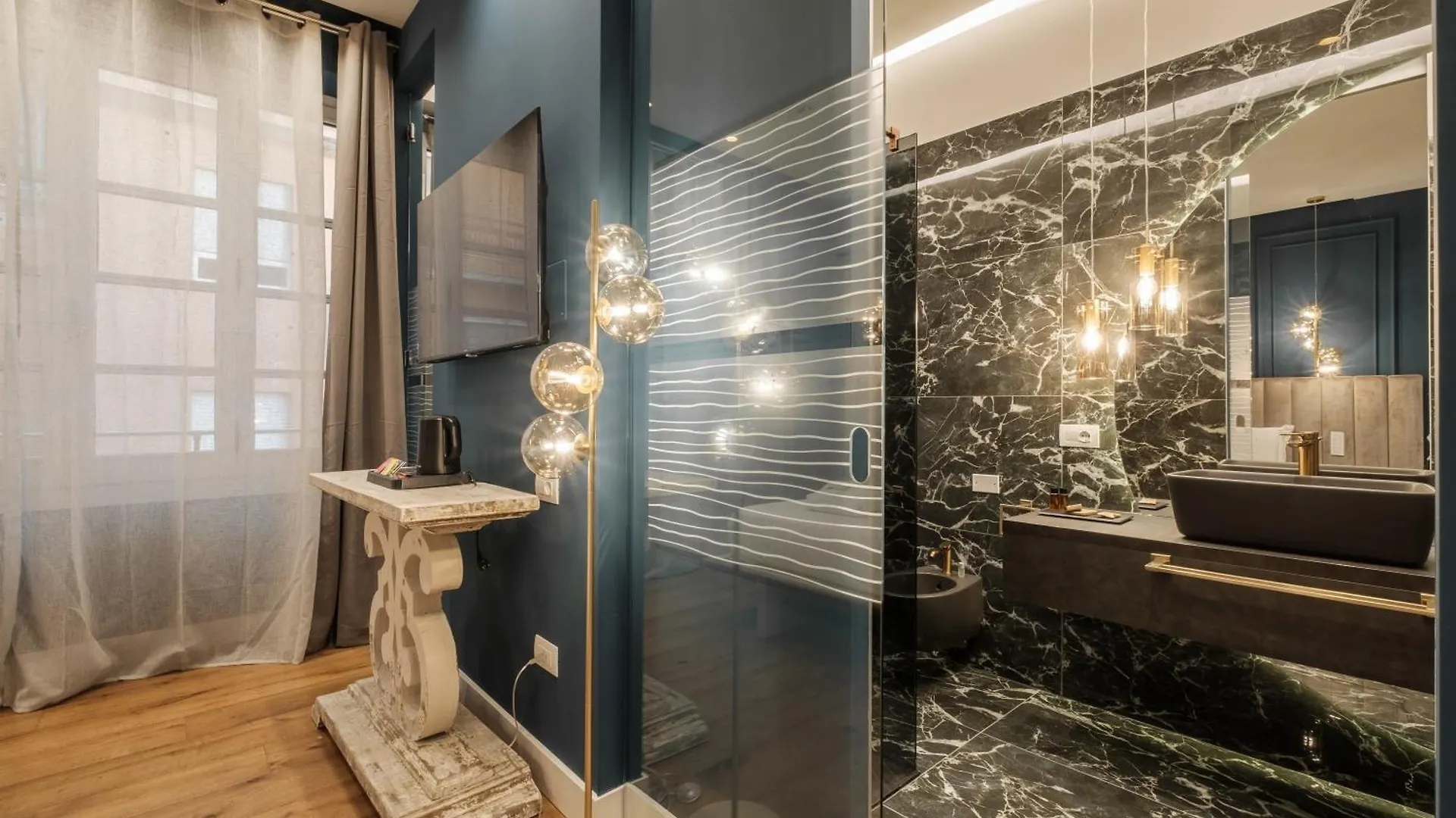 Gasthuis Luxury Suites In The Heart Of Cagliari