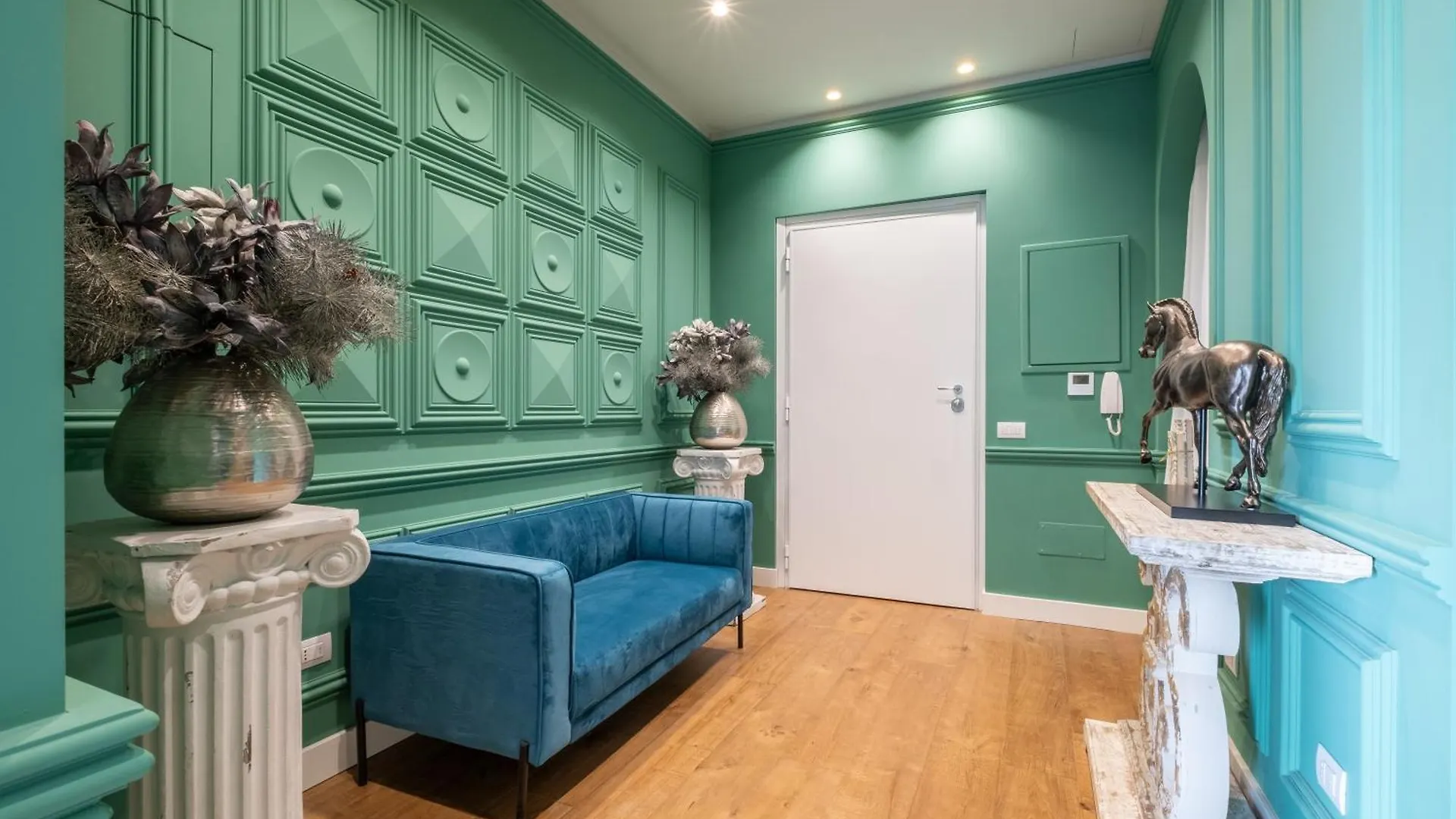 Luxury Suites In The Heart Of Cagliari 0*,