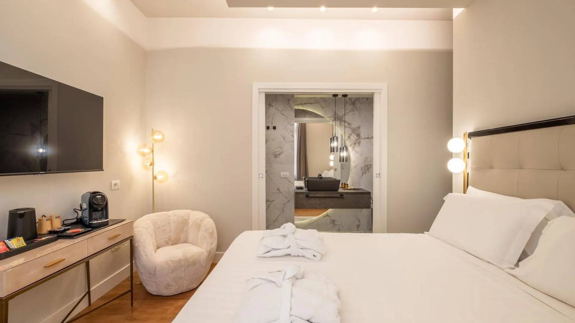 Luxury Suites In The Heart Of Cagliari 0*,  Italië