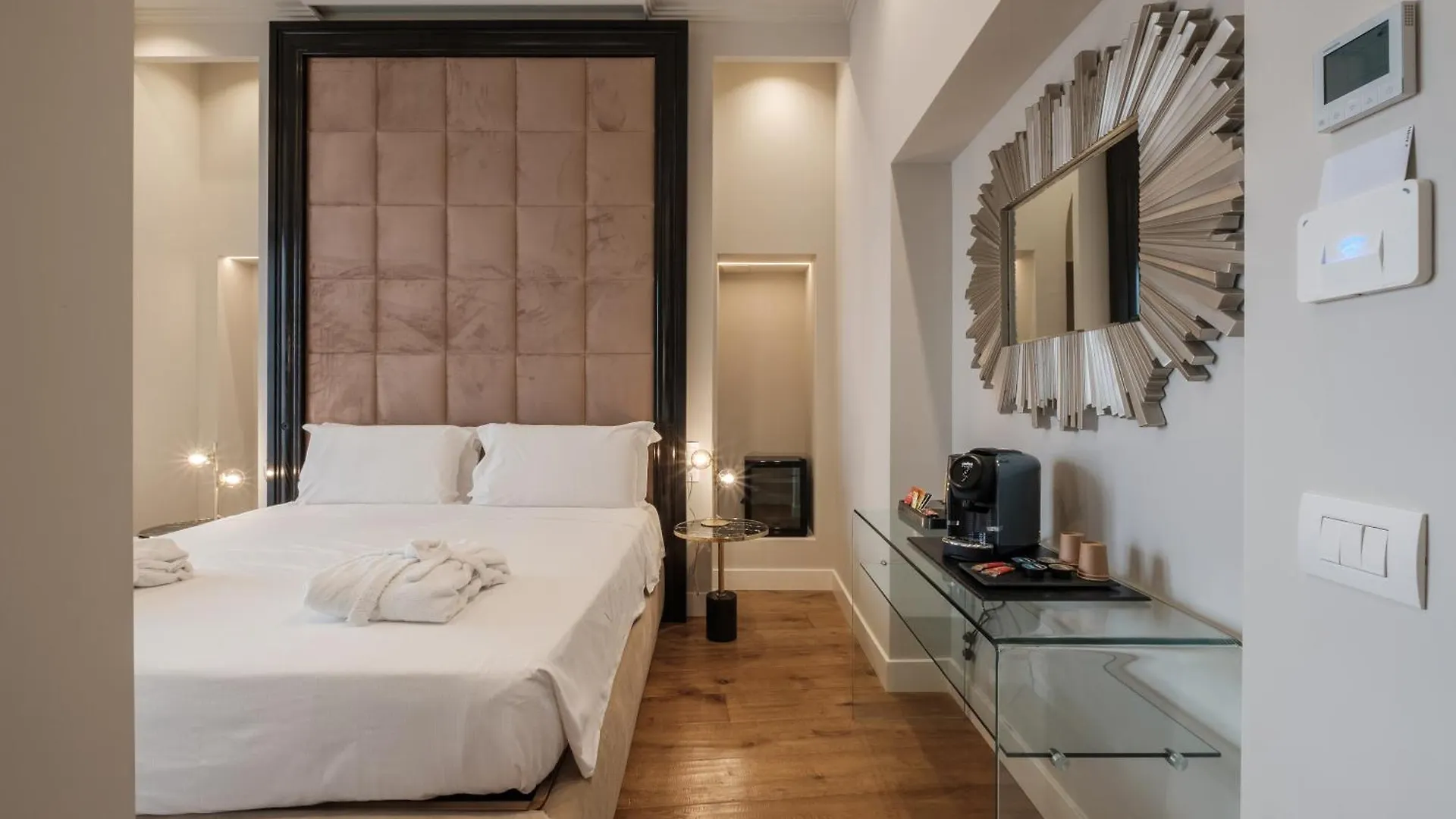 Luxury Suites In The Heart Of Cagliari Gasthuis