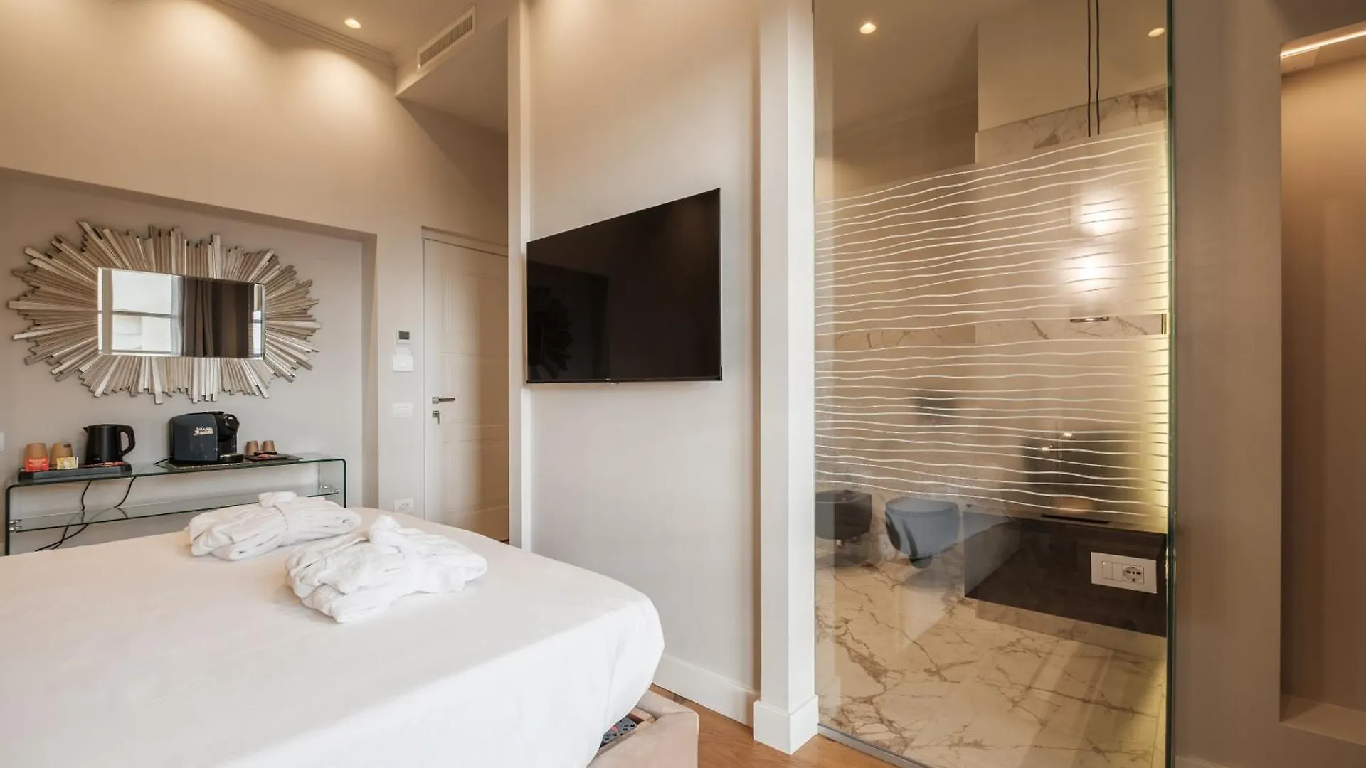 Gasthuis Luxury Suites In The Heart Of Cagliari