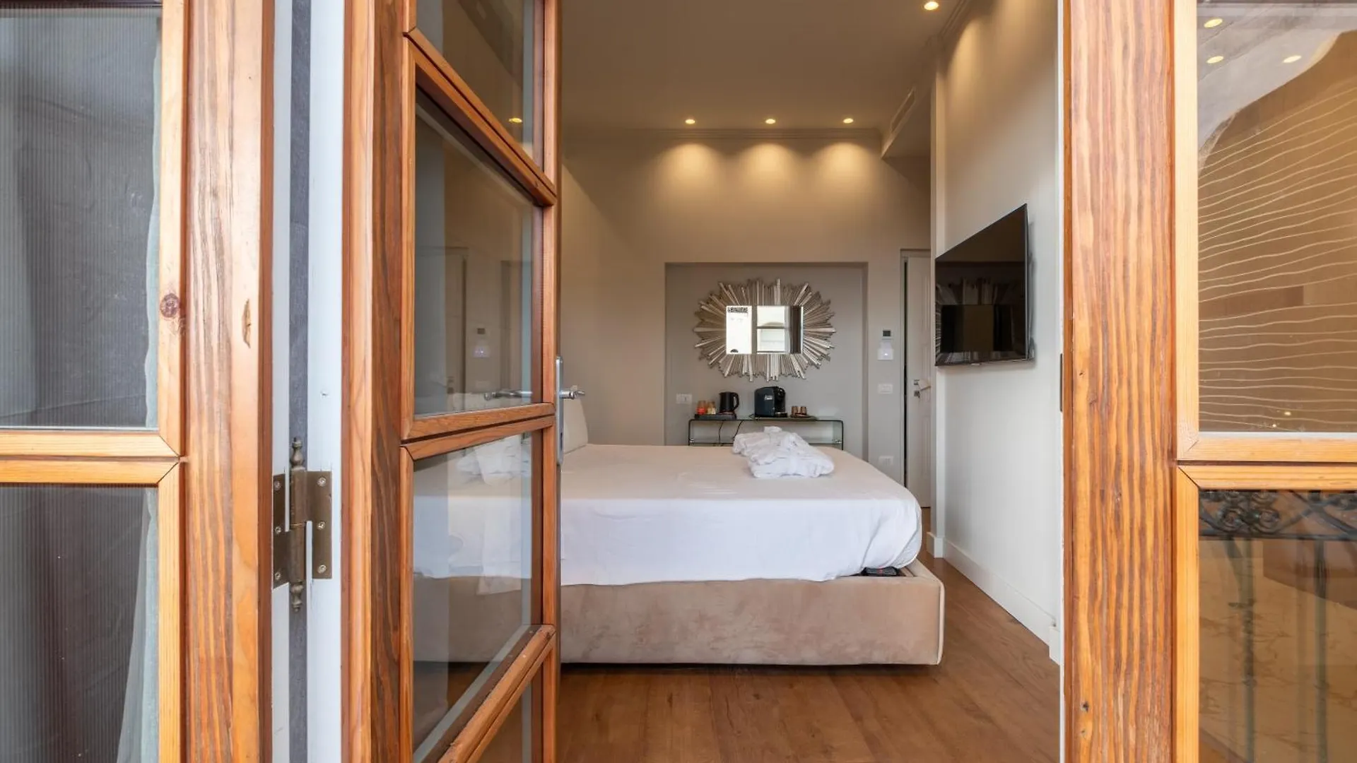 Luxury Suites In The Heart Of Cagliari
