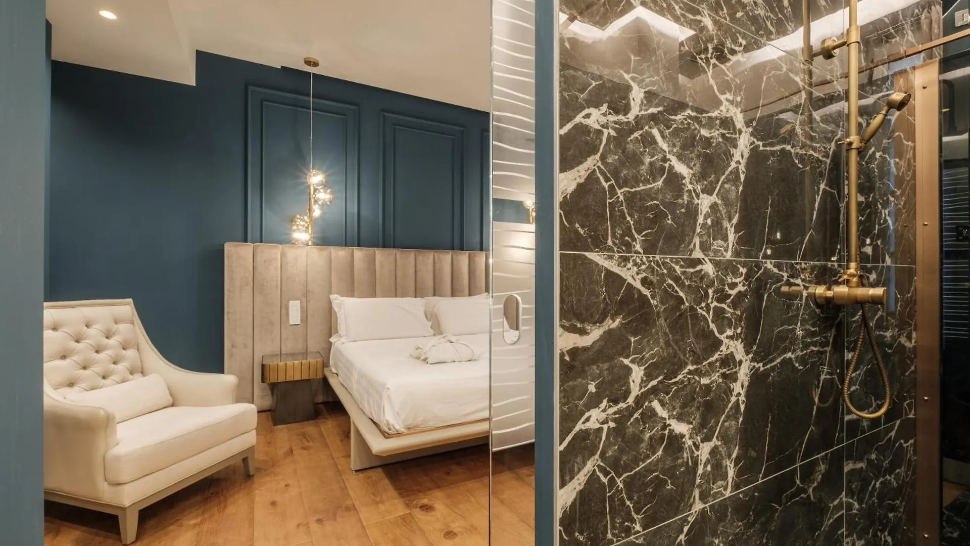 Gasthuis Luxury Suites In The Heart Of Cagliari